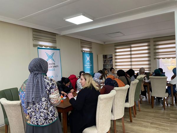 TÜGVA PİRAZİZDEN HANIMLARA HATRI KELAM BULUŞMALARI 