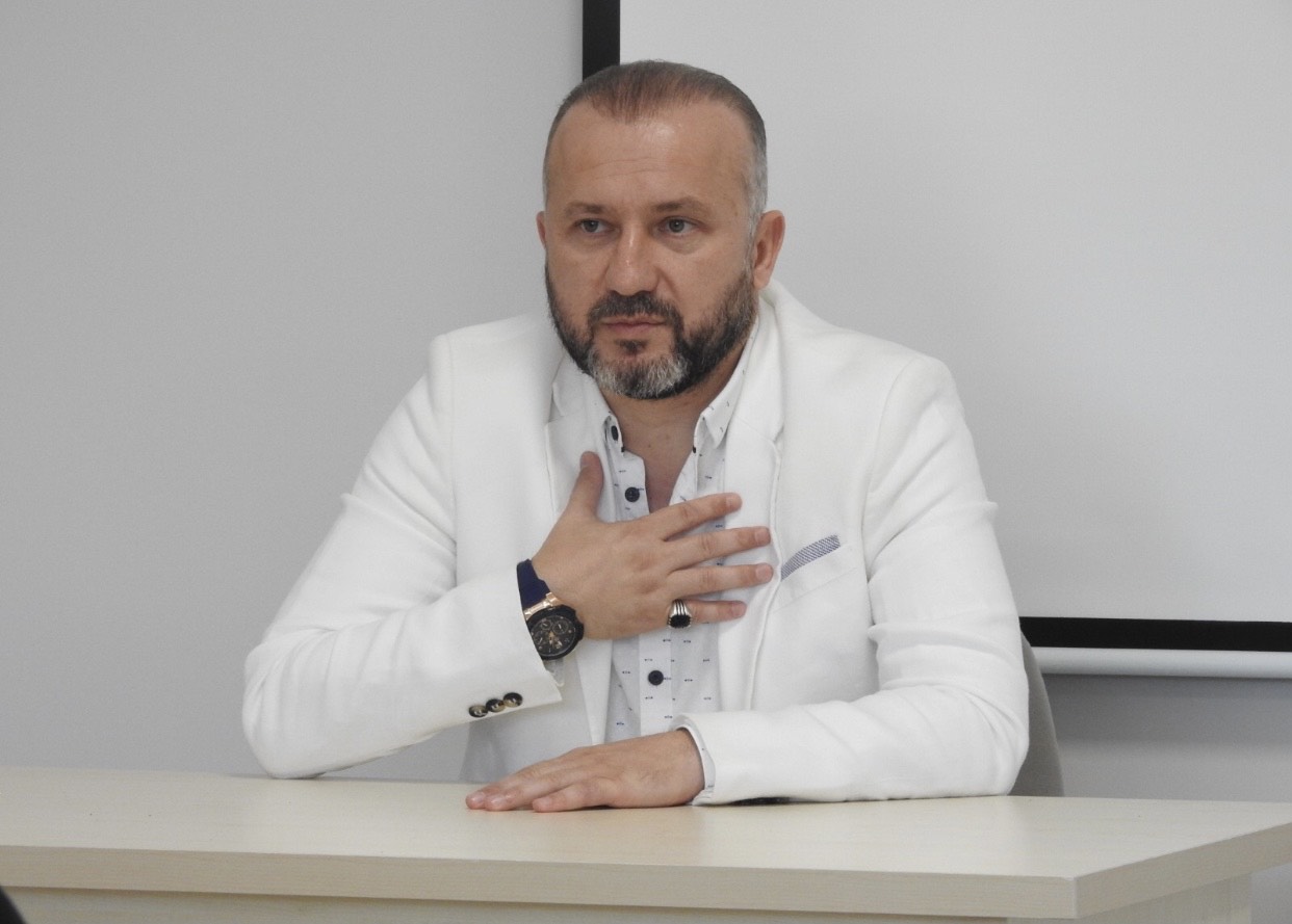 KADİR GECEMİZ MÜBAREK OLSUN