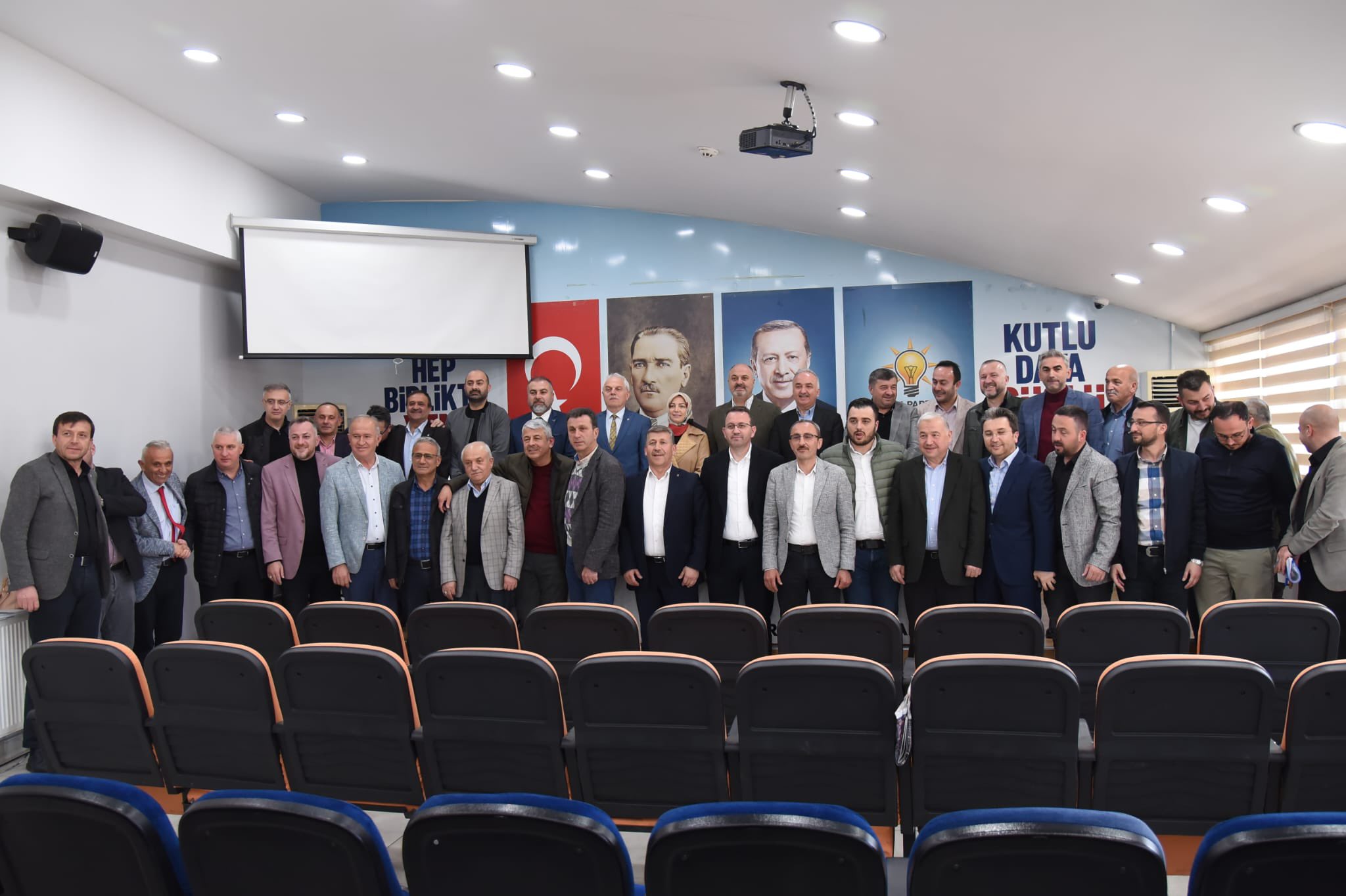 ZAFER YİNE İNANANLARIN OLACAKTIR