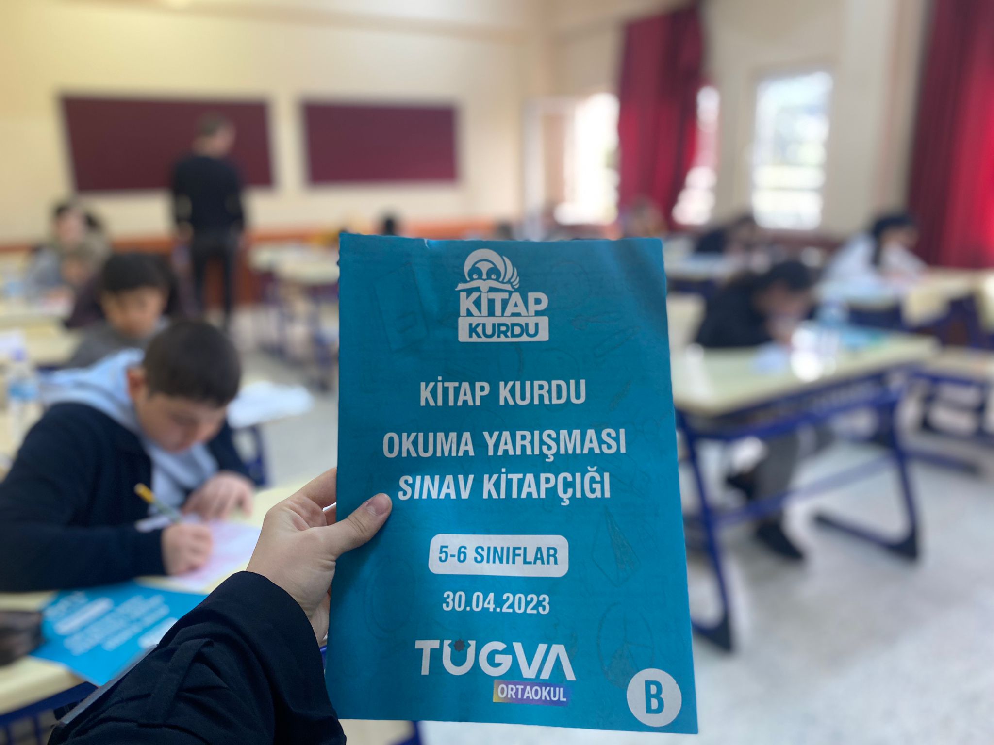 111 BİN ORTAOKULLU GENÇ AYNI ANDA SINAVA GİRDİ! 