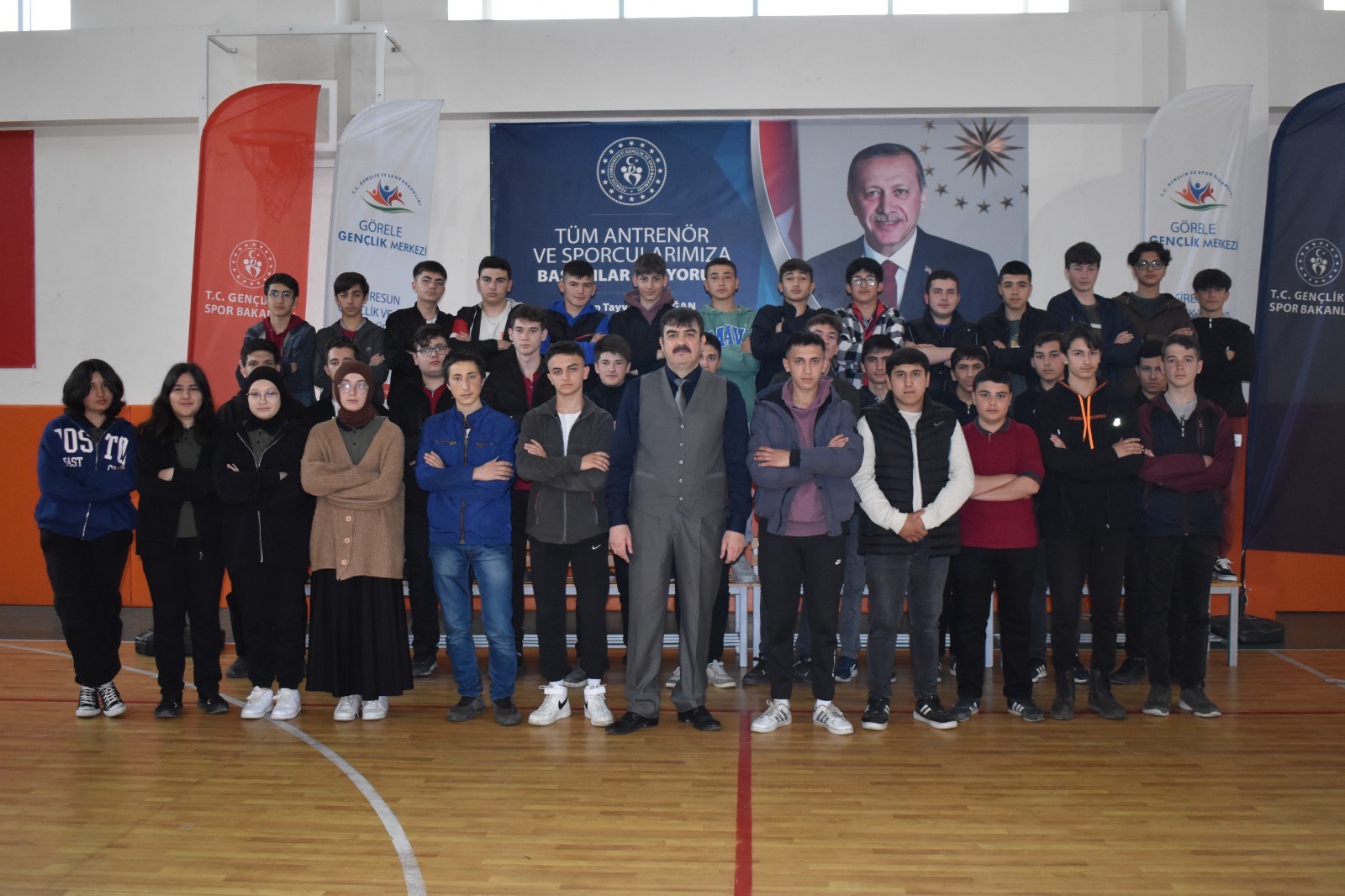GENÇLERİN HAYALLERİNE HİBE DESTEĞİ