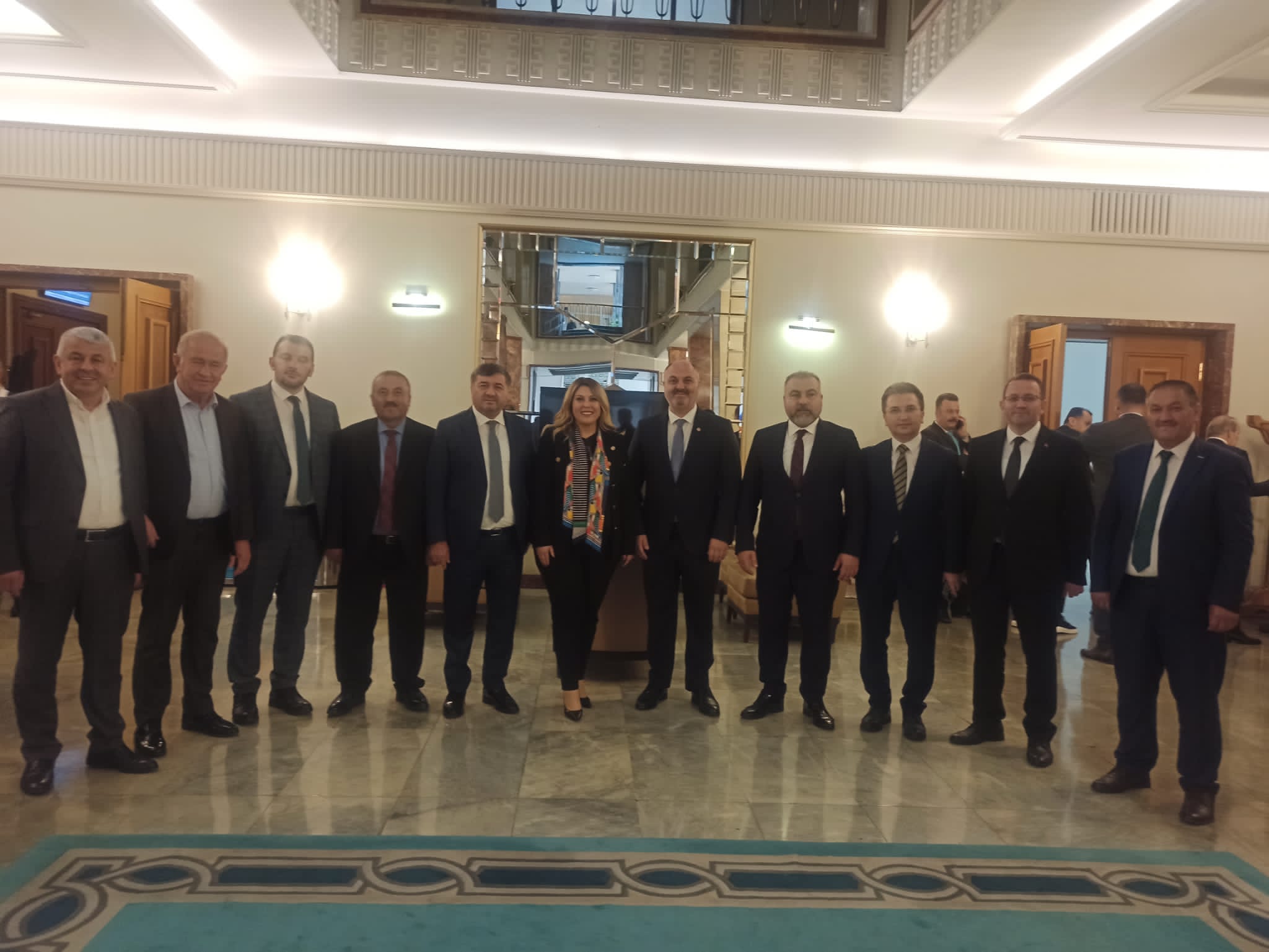 VALİ VE BAŞKANDAN MİLLETVEKİLİ GEZMİŞ'E ZİYARET 