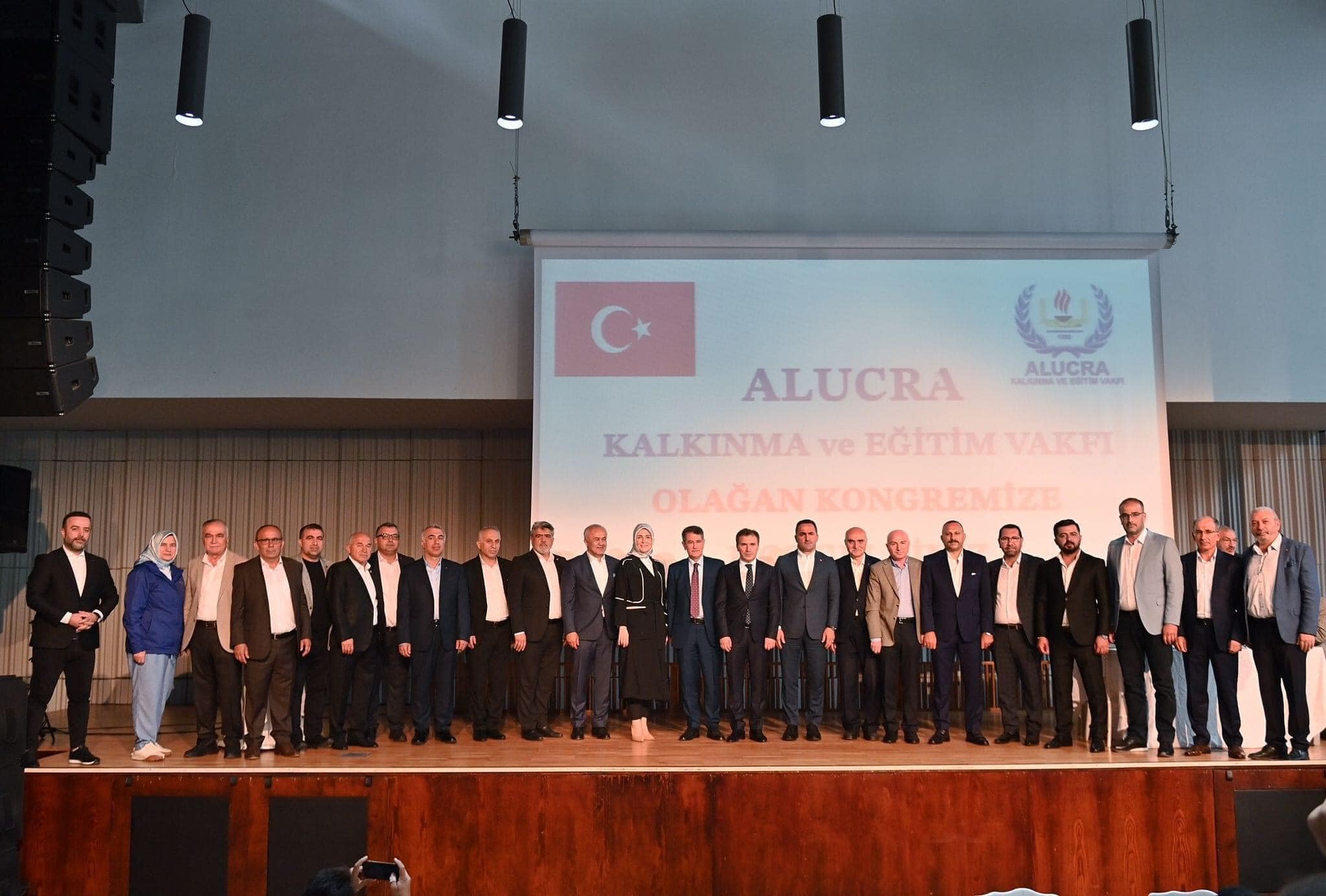 Alucra Vakfı’nda Başkan Süleyman Baba Güvenoyu Aldı 