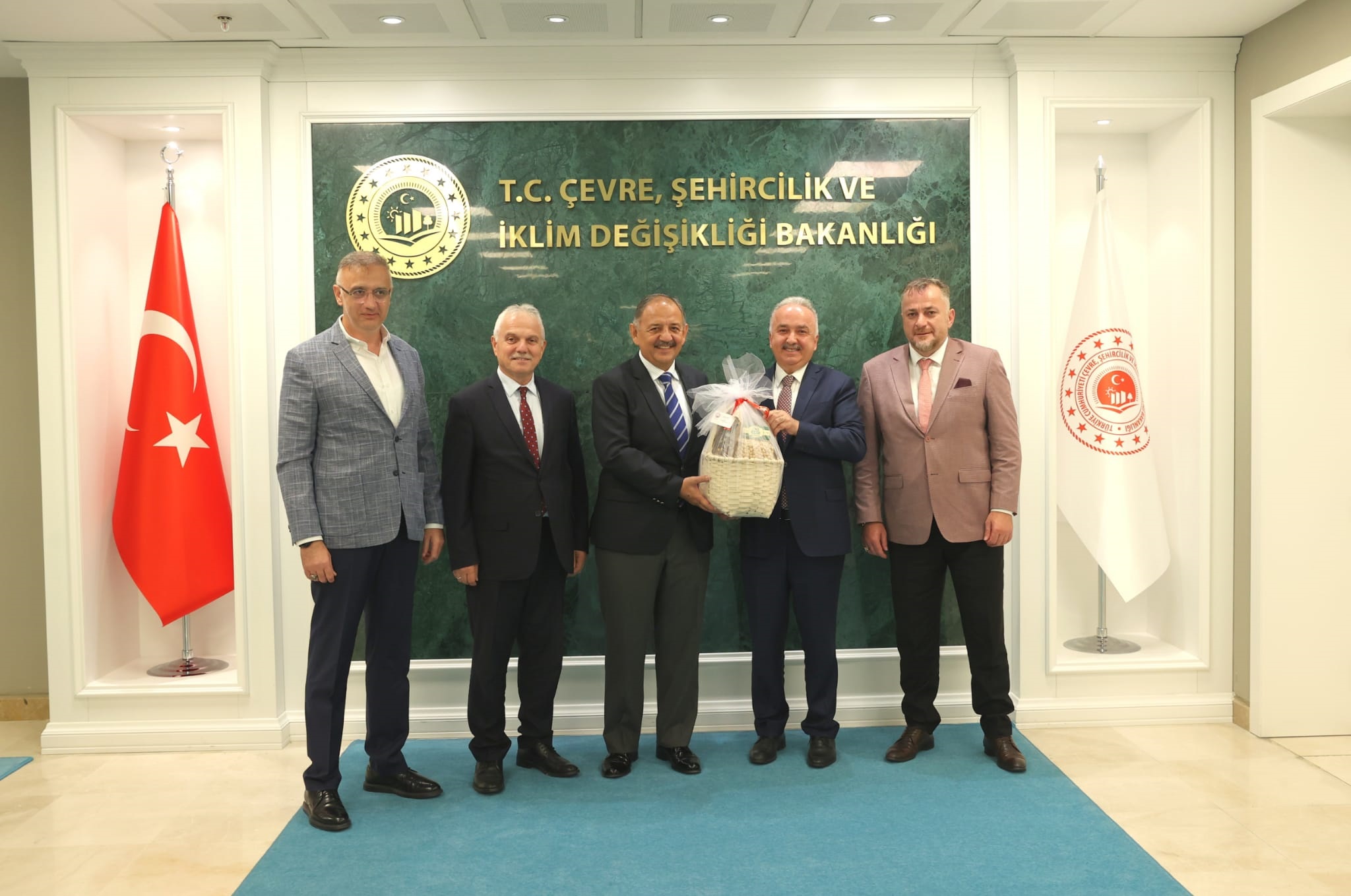Başkan Yakar Ankara’da temaslarda bulunuyor