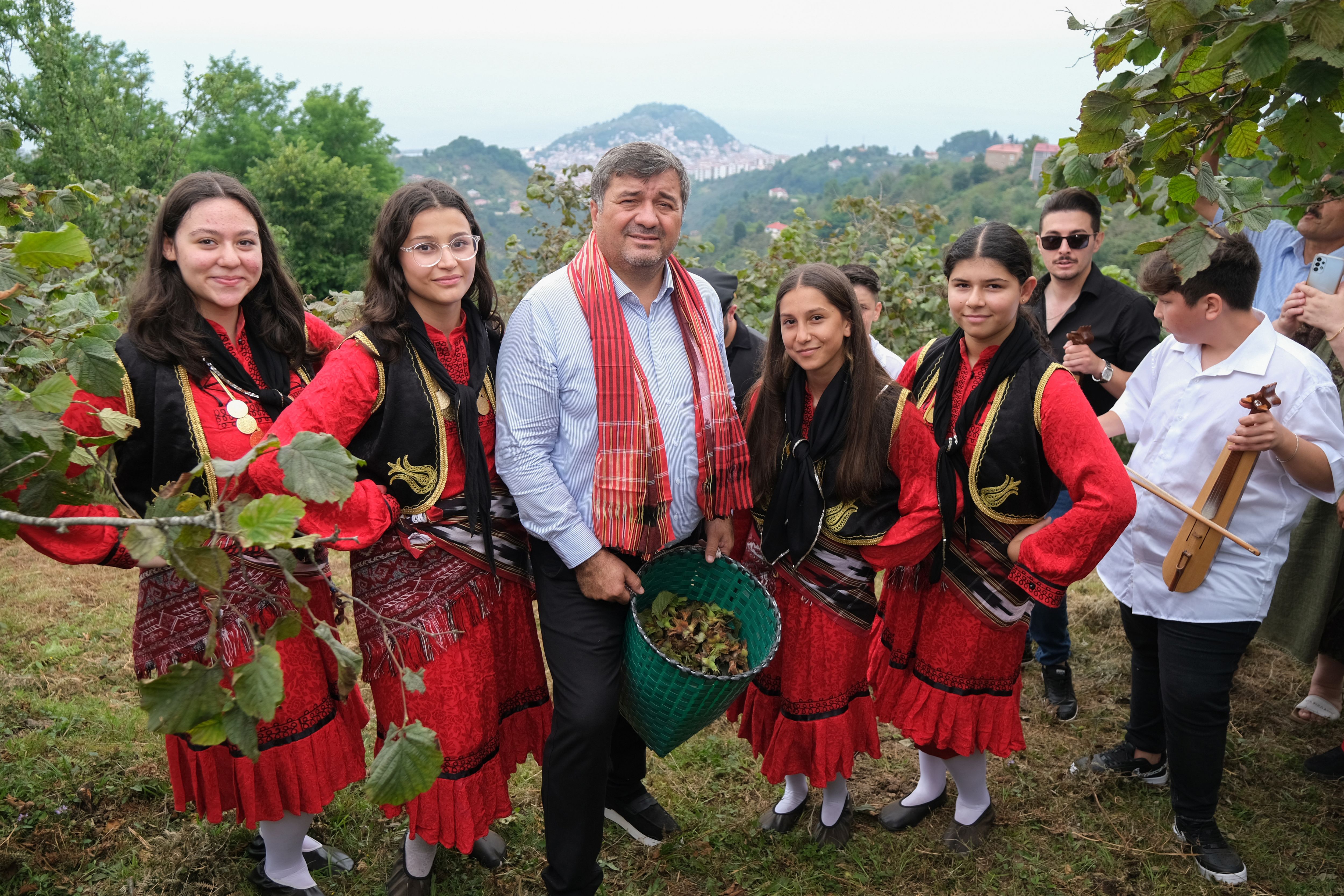  FINDIK HASAT ŞENLİĞİ DÜZENLENDİ