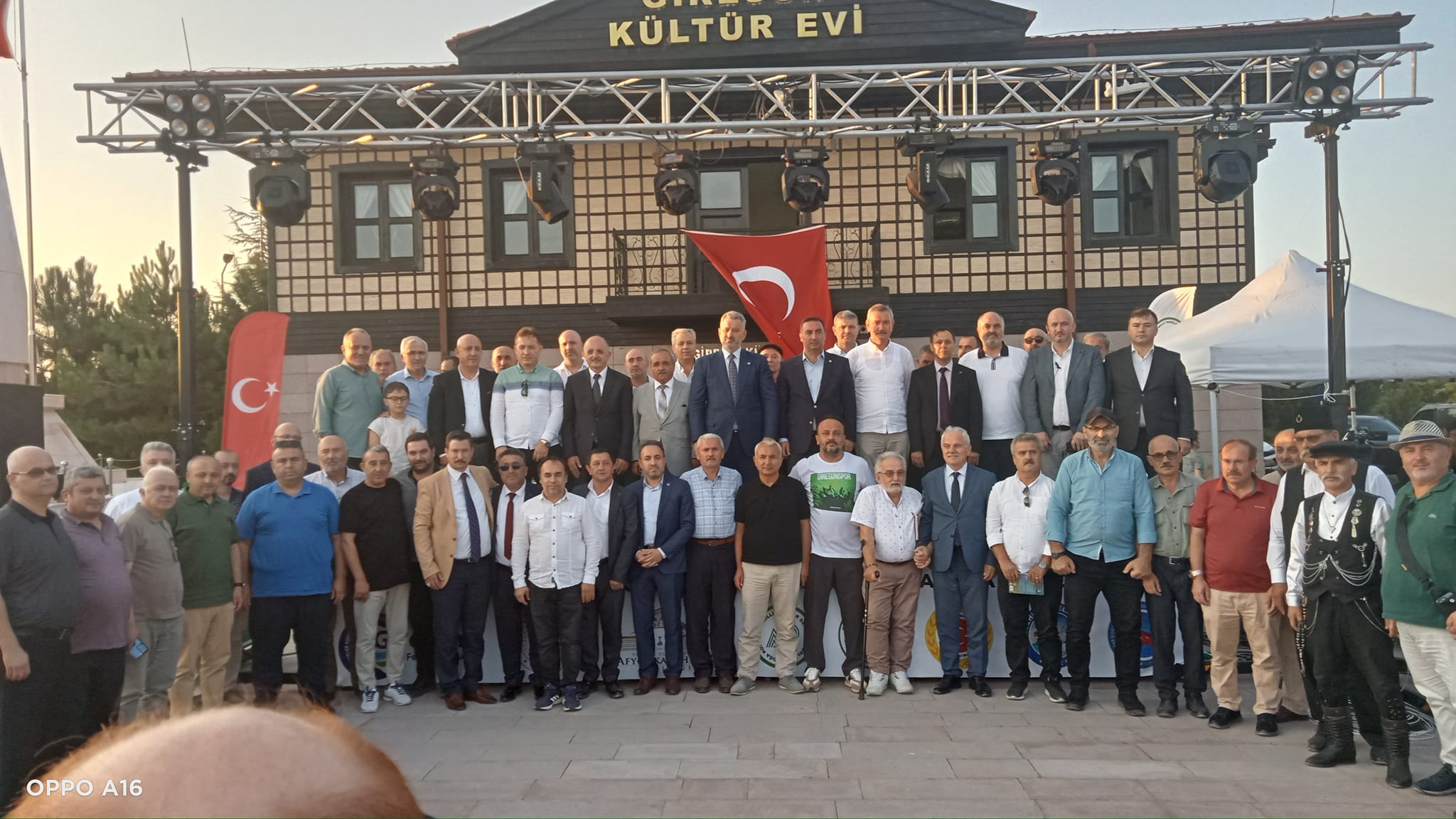 KURTULUŞ SAVAŞI RUHU İLE ZAFER BAYRAMI COŞKUSUNU BİRLİKTE YAŞADILAR 