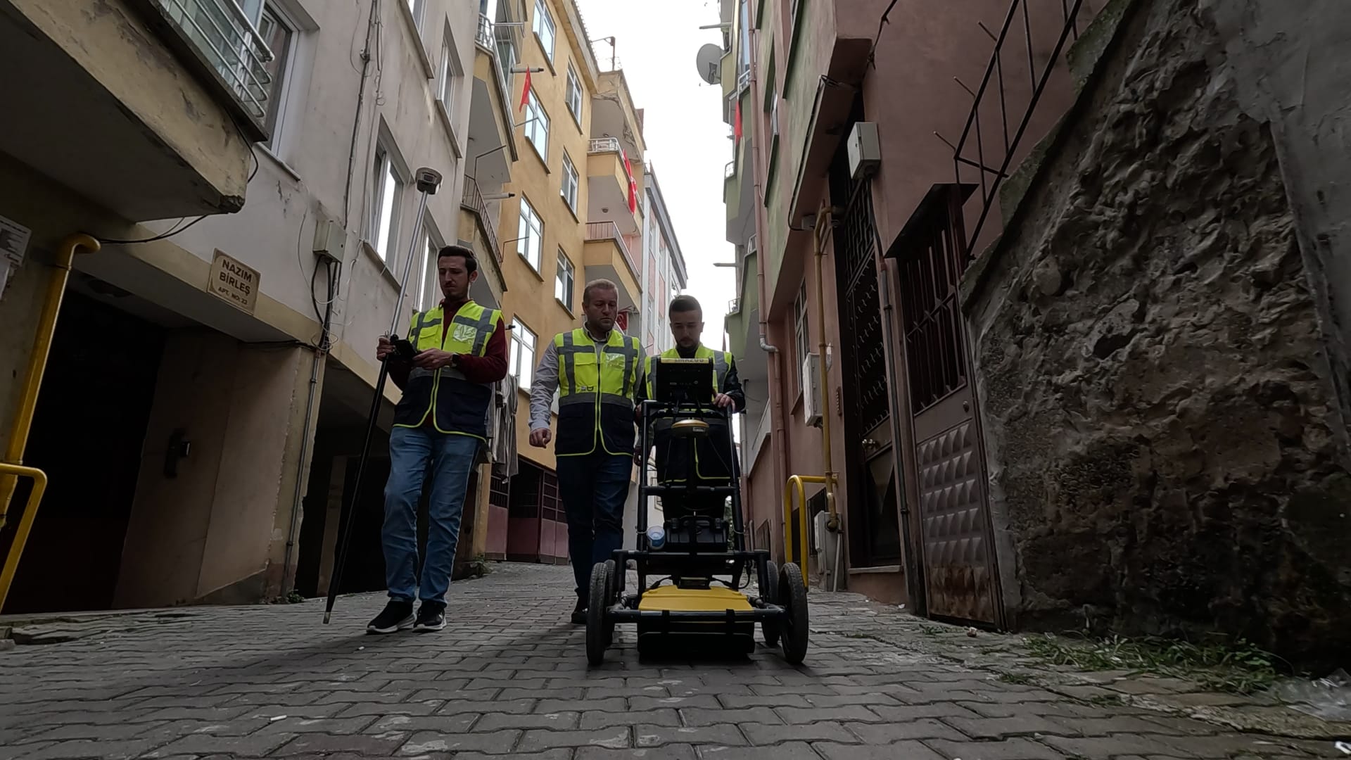 JEORADAR, GİRESUN’UN ALTYAPISINI RÖNTGENLİYOR