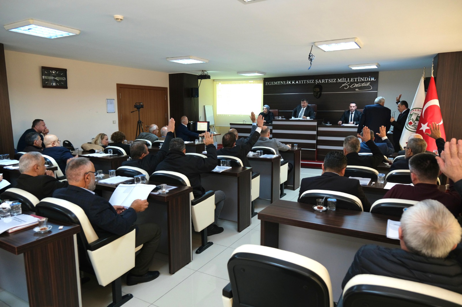 BELEDİYENİN 2024 YILI BÜTÇESİ 1 MİLYAR 750 MİLYON TL OLARAK BELİRLENDİ