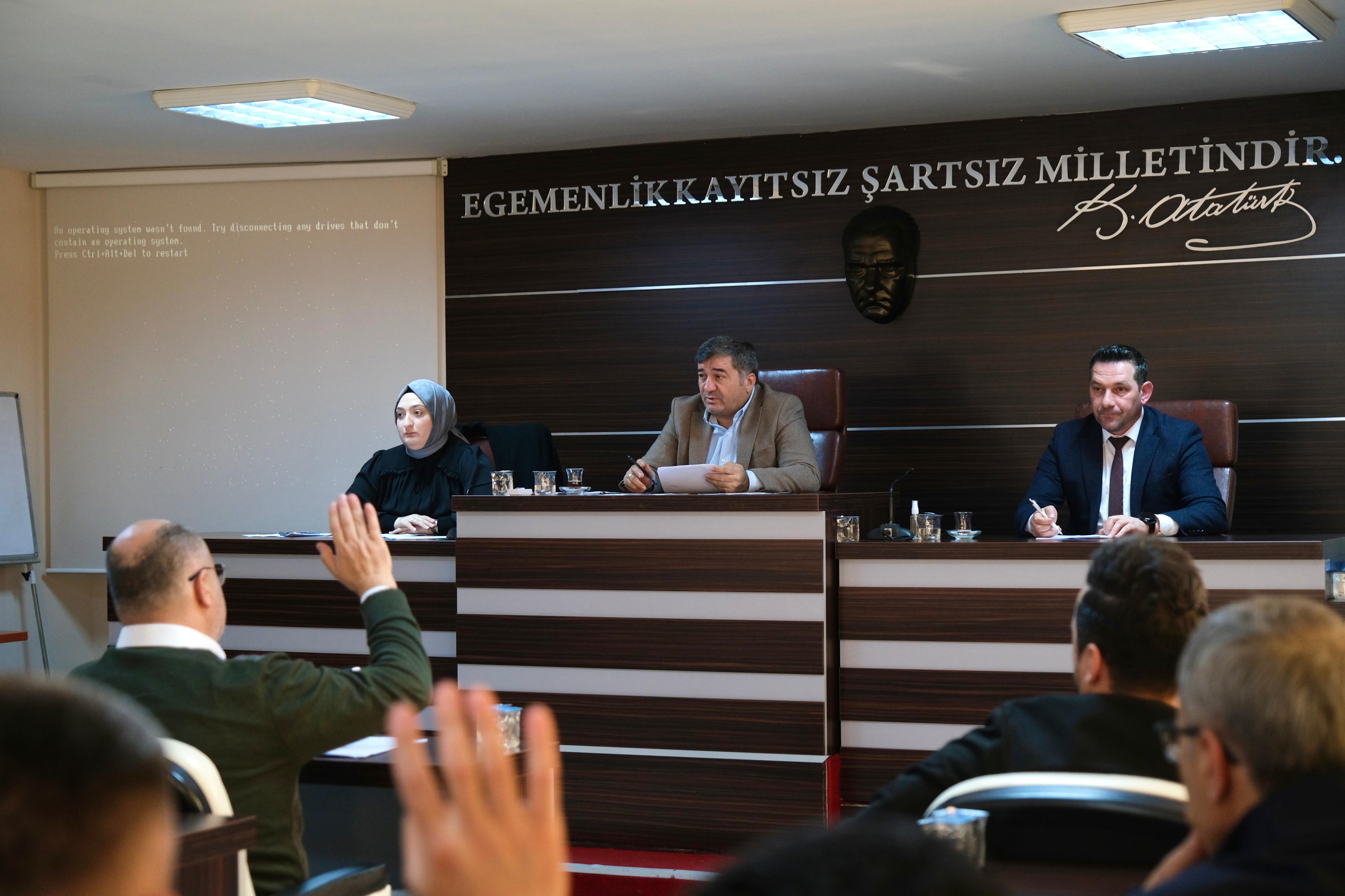 BELEDİYE MECLİSİ TOPLANDI