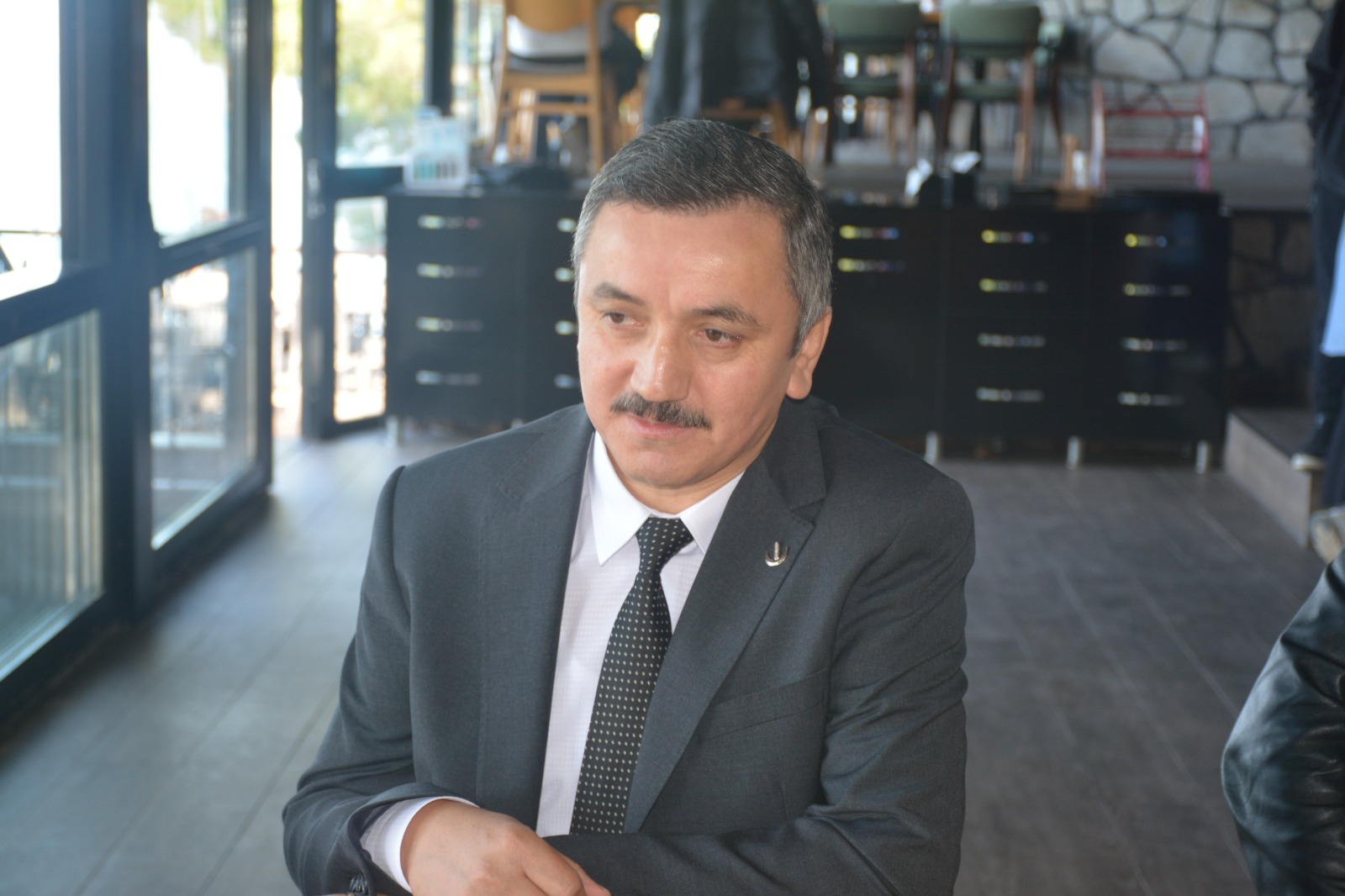 BÜTÜN OYUNLARIN FARKINDAYIZ