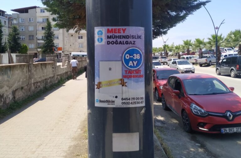Elektrik direklerine yapıştırılan Afiş ve Broşürlere cezai işlem uygulanacak