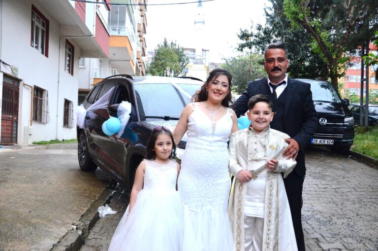 Halkın Makam Arabası ilk mesaisine çıktı 
