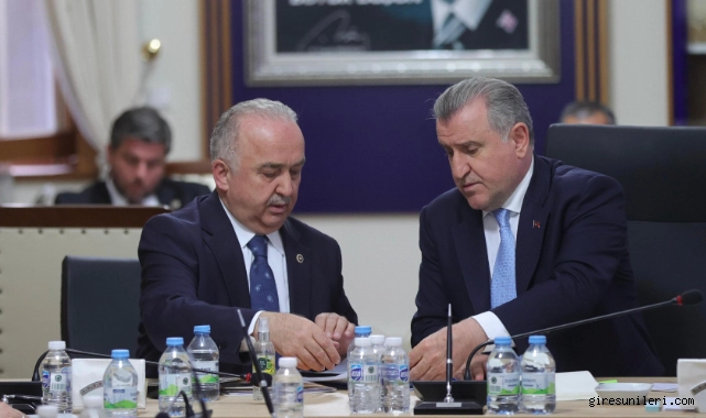  Gençlik ve Spor Bakanı Bak'tan Giresun'a 420 Milyonluk Proje Müjdesi 
