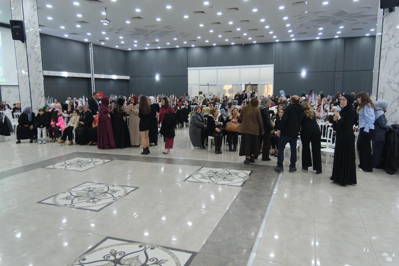 YALOVA’DA UMUT GECESİ