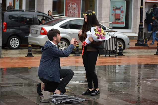 Bulancak Cumhuriyet Meydanında evlenme
