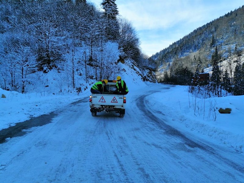 Kar Yağışı Nedeniyle Kapanan Köy Yollarının Tamamı