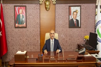 Rektörümüzün 1 Mayıs