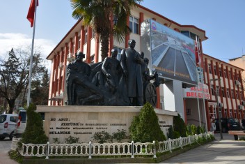 Atatürk Anıtı restore